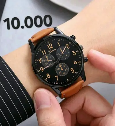 Reloj color negro y marrón - miniatura 2