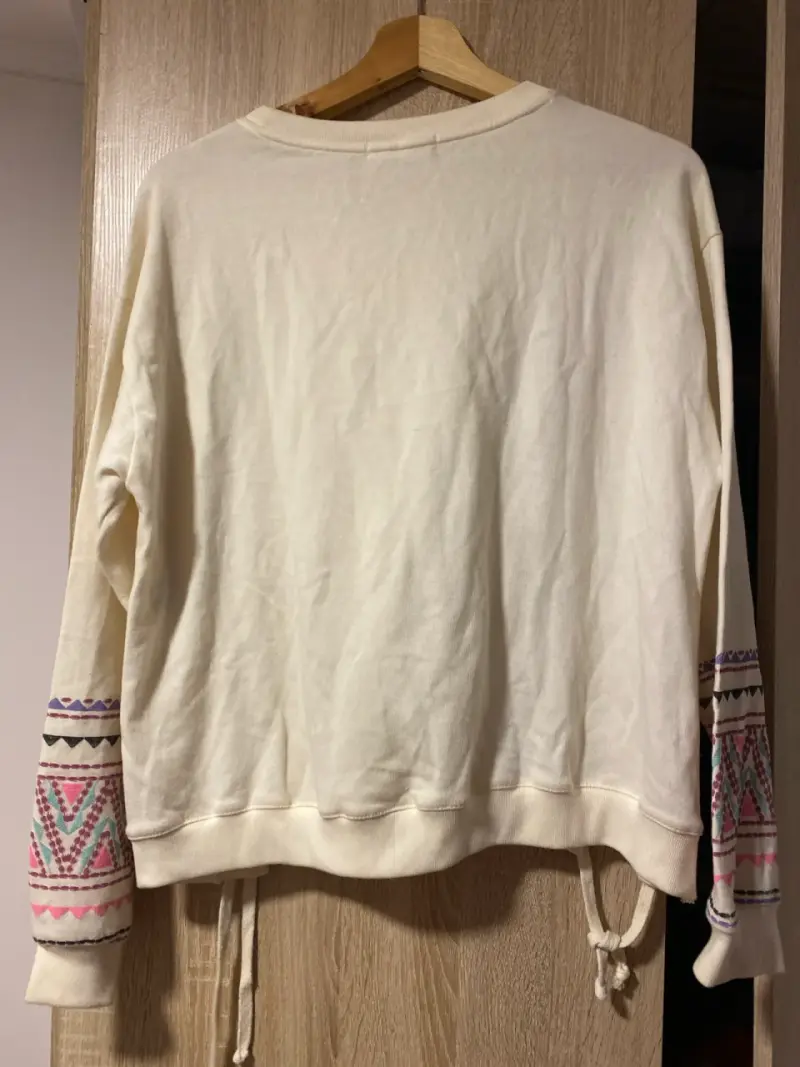 Sudadera crema  étnico - 3