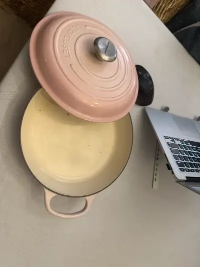 Cazuela Le Creuset rosa - miniatura 2