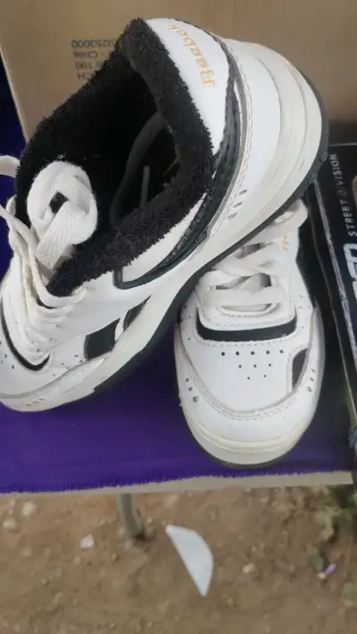 Zapatillas deportivas blancas Reebok - miniatura 2
