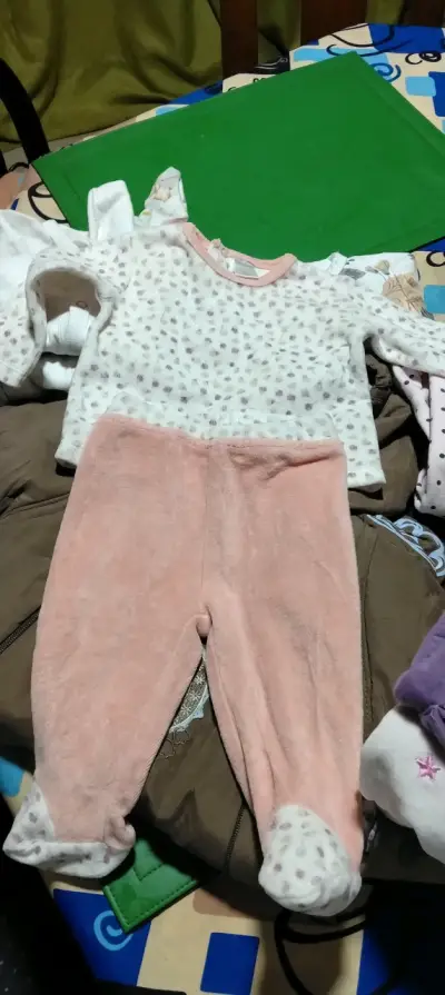 Ropa bebé niña 0-3 meses - miniatura 1