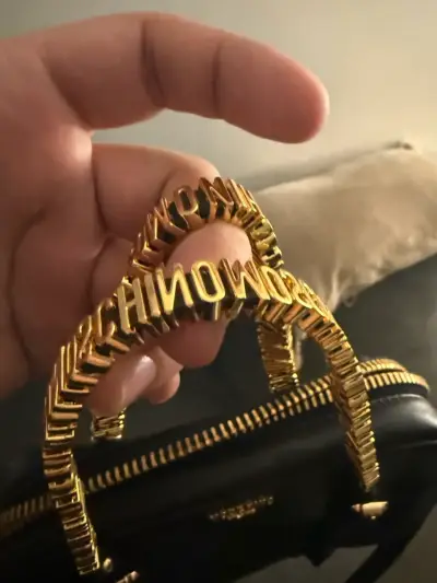 Bolso Negro Moschino - miniatura 2