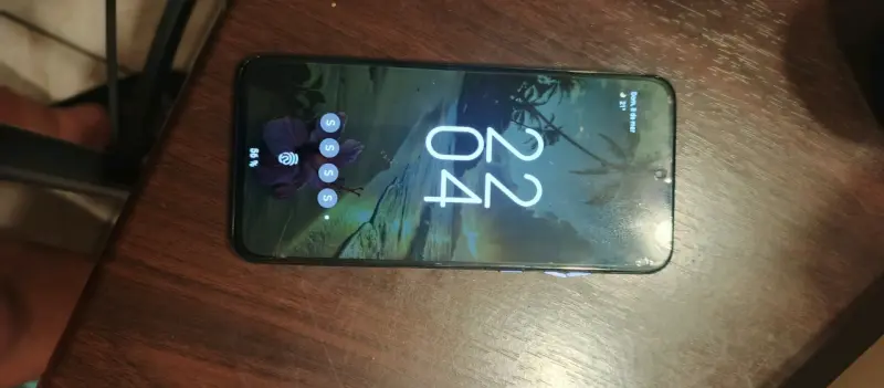 Teléfono Motorola Edge 30 Neo - 4
