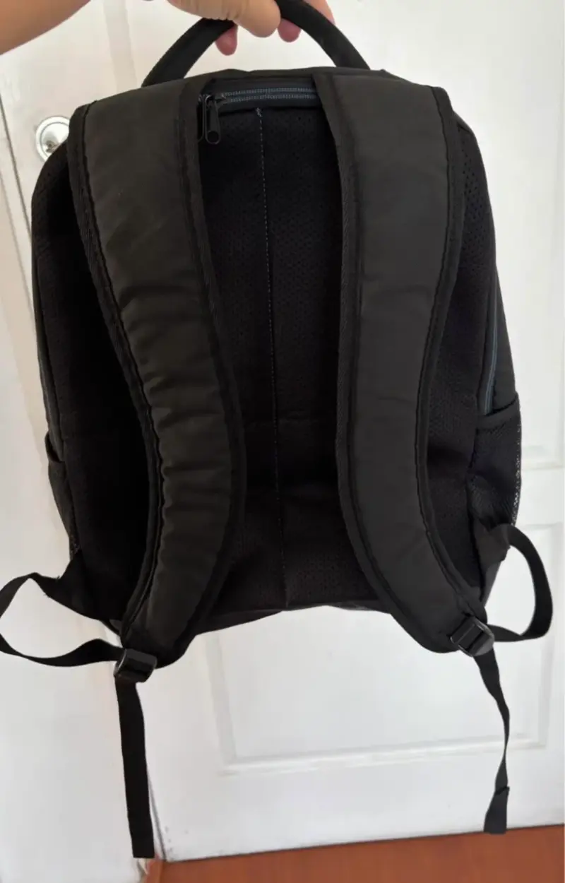 Mochila Dell negra geométrica - 2