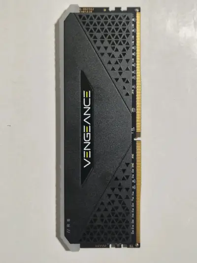 Memoria RAM Corsair Vengeance RGB 16gb - miniatura 1