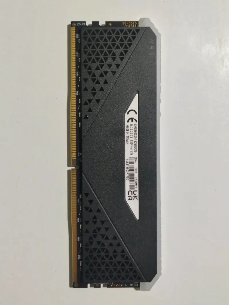 Memoria RAM Corsair Vengeance RGB 16gb - 2