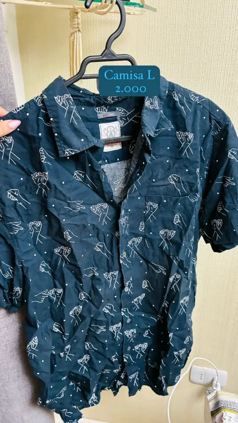 Camisa azul estampada talla L - 3
