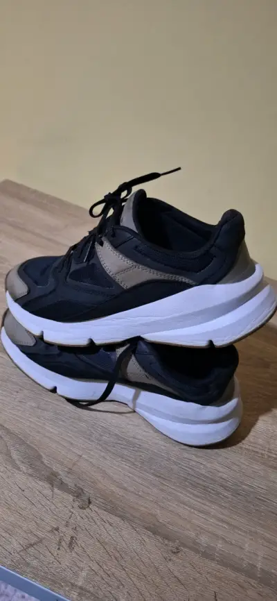 Zapatillas deportivas hombre negras talla 39 - miniatura 1