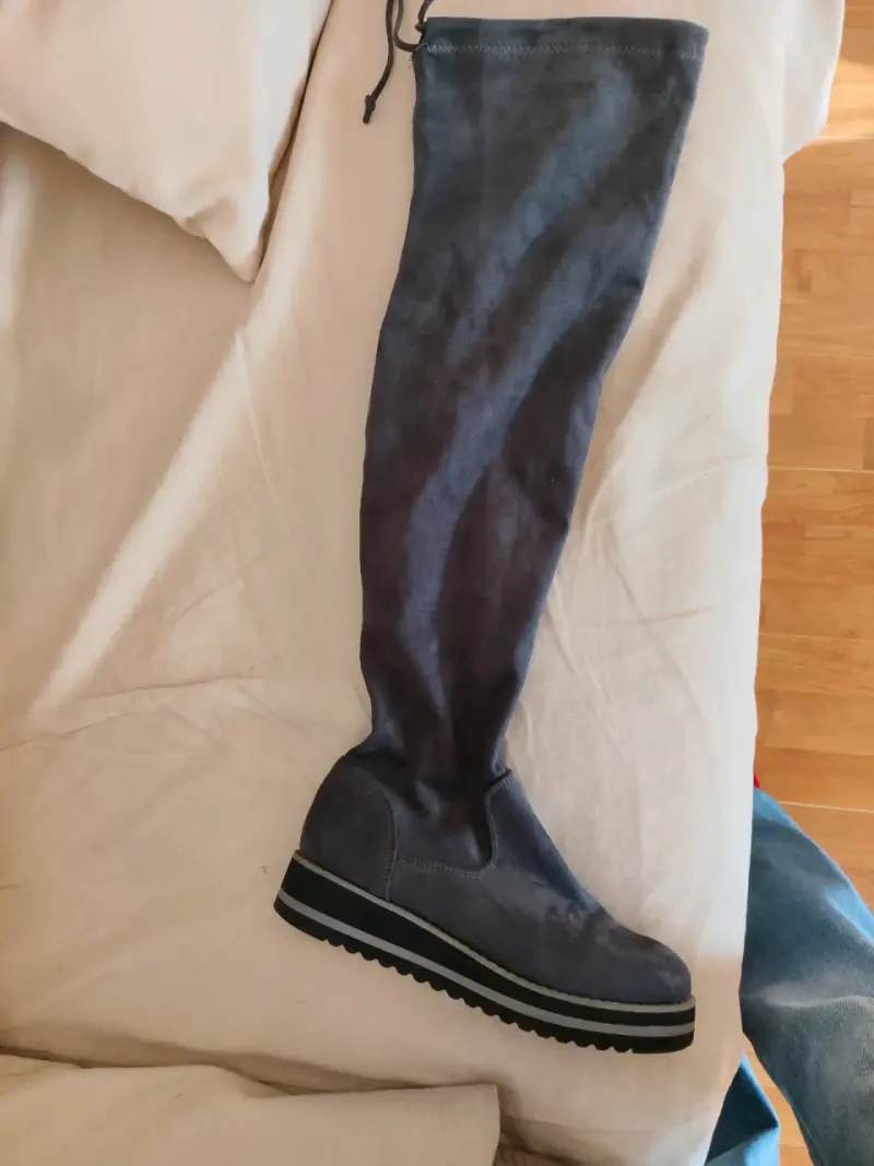 Botas sobre la rodilla negras - 1