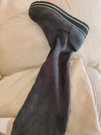 Botas sobre la rodilla negras - miniatura 2