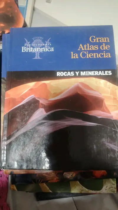 Gran Atlas de la Ciencia: Rocas y Minerales - miniatura 1
