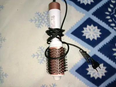 Cepillo eléctrico para el cabello - miniatura 2