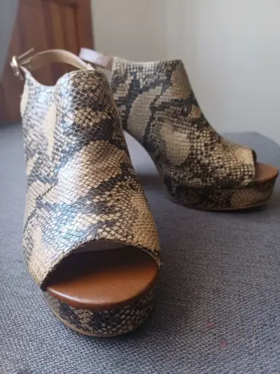 Zapatos taco alto animal print - miniatura 1
