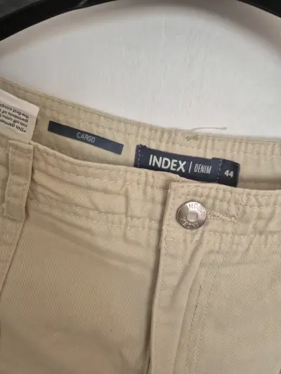 Pantalones cargo beige - miniatura 3