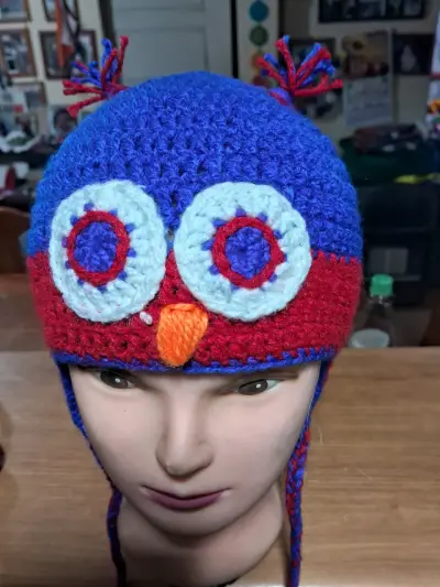 Gorro tejido búho azul - miniatura 4
