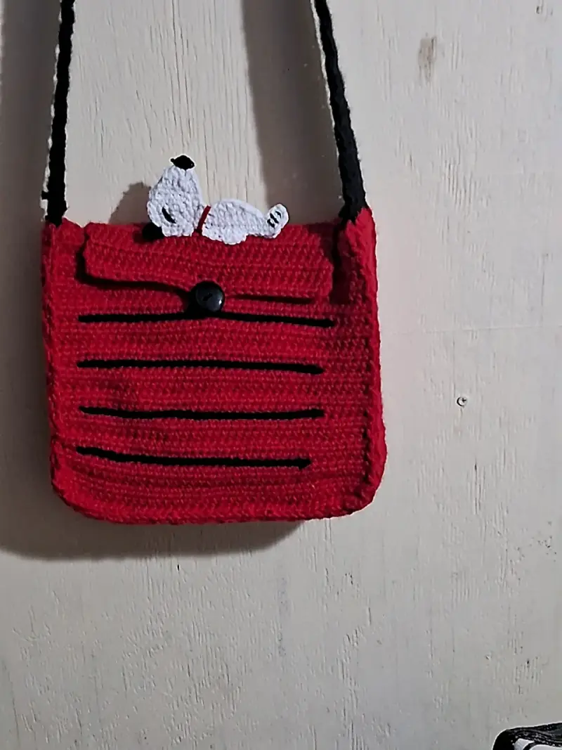 Cartera tejida roja artesanal - 2