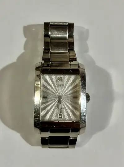 Reloj Guess acero inoxidable - miniatura 1