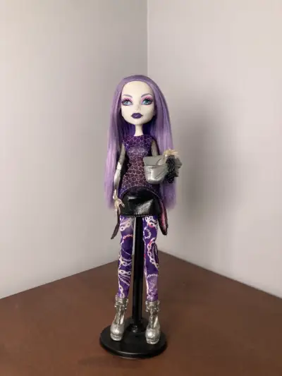 Monster High Spectra Vondergeist - miniatura 1