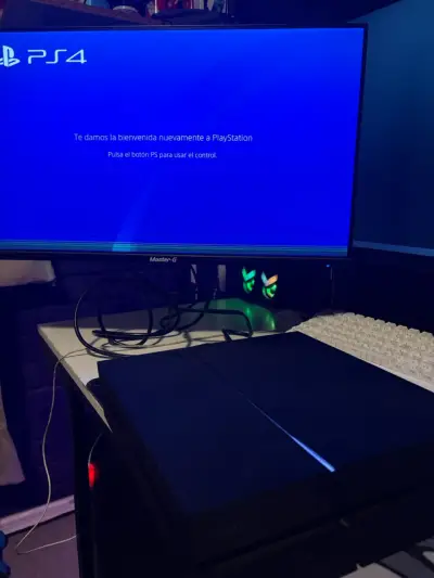 PlayStation 4 (PS4) 500GB - Sin Mando‼️ - miniatura 2
