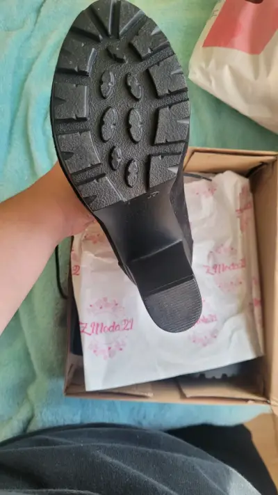 Botines negros con taco alto - miniatura 5