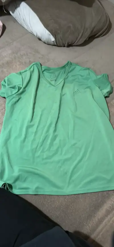 Polera verde deportiva Adidas - miniatura 1