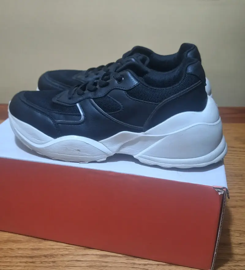 Zapatillas negras Sybilla - 3