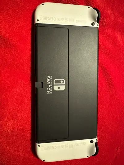 NINTENDO SWITCH. Color Blanco - miniatura 3