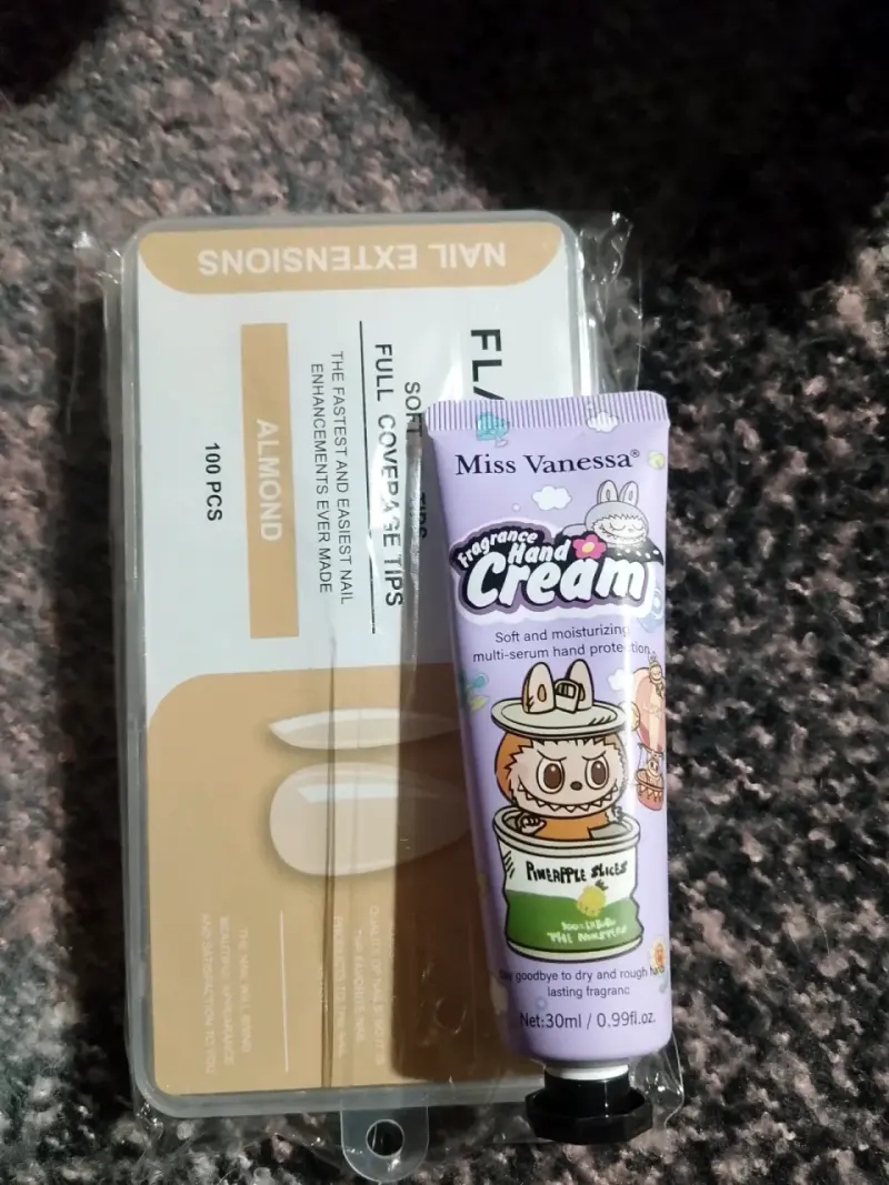 Set de cosméticos variados - 4