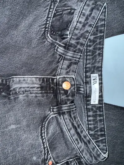 Jeans negros Zara mujer mom. - miniatura 3