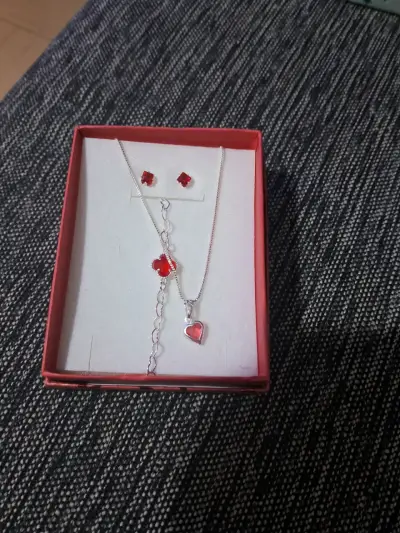 Set de joyas con colgante rojo - miniatura 2