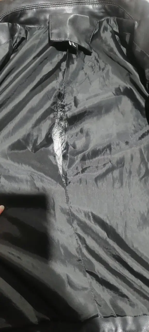 Chaqueta negra de cuero talla L - 2