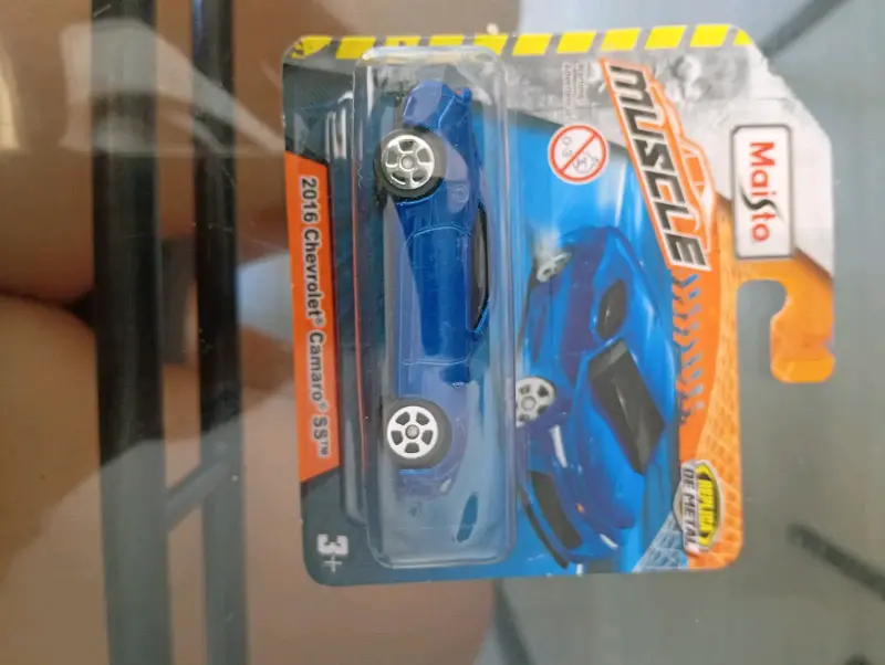 Auto de juguete Chevrolet Camaro - 1
