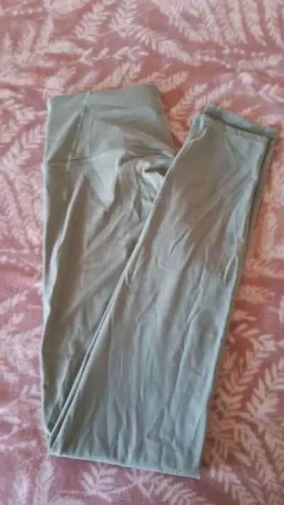 Leggings deportivos verde gris claro - miniatura 1