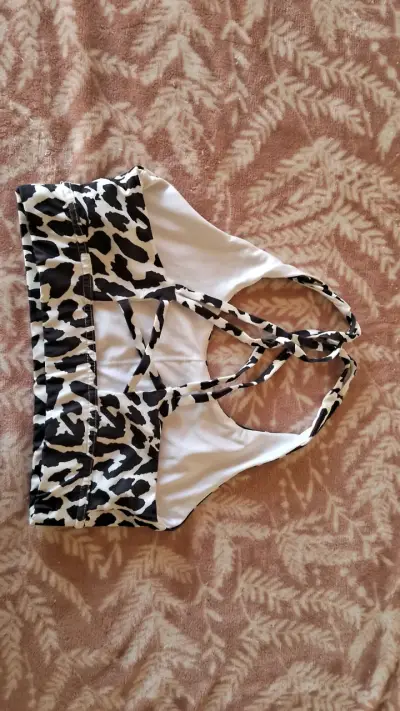 Top deportivo animal print talla S - miniatura 2
