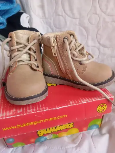 Botines café claro  para niñas - miniatura 1