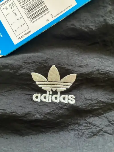 Chaqueta deportiva Adidas negra - miniatura 3