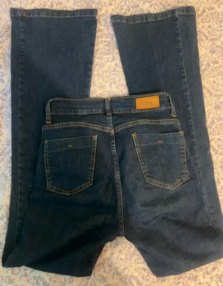 flare jeans - 2