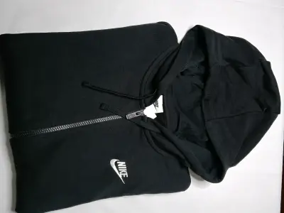 Polerón Nike negro con capucha mujer - miniatura 1