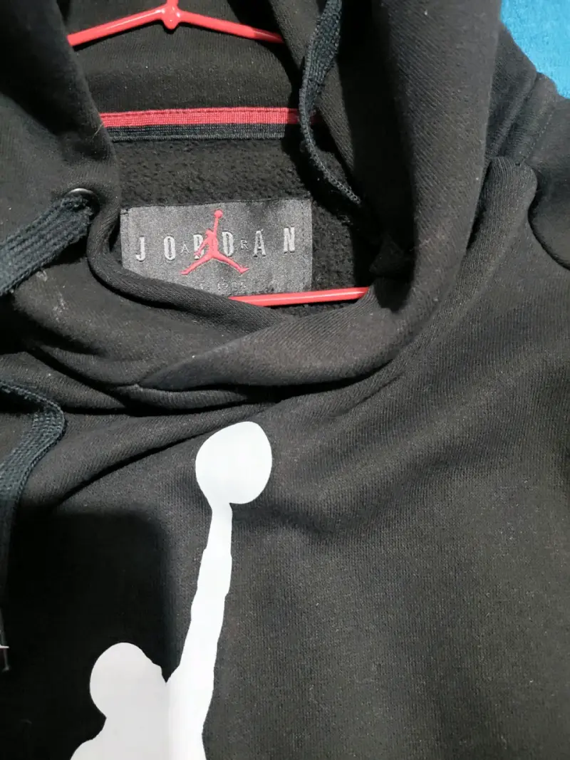 Polerón negro con logo - 3
