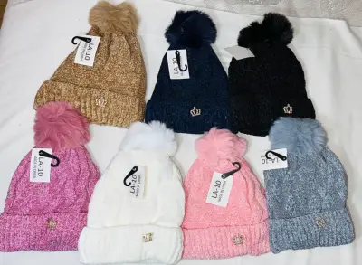 Gorros con pompón - miniatura 1
