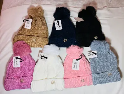 Gorros con pompón - miniatura 2