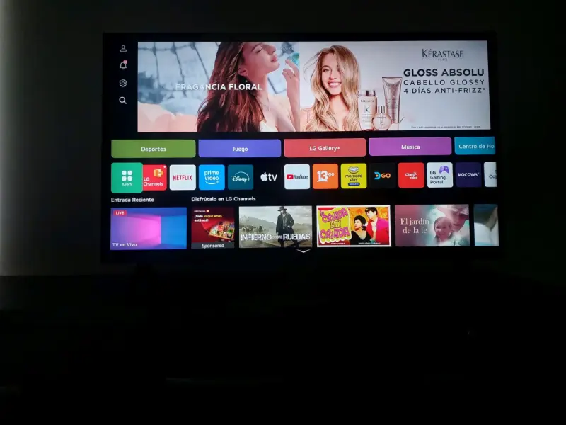 Smart TV pantalla grande - 1