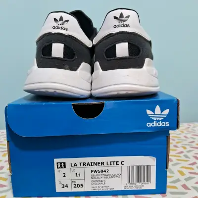 Zapatillas Adidas - miniatura 3