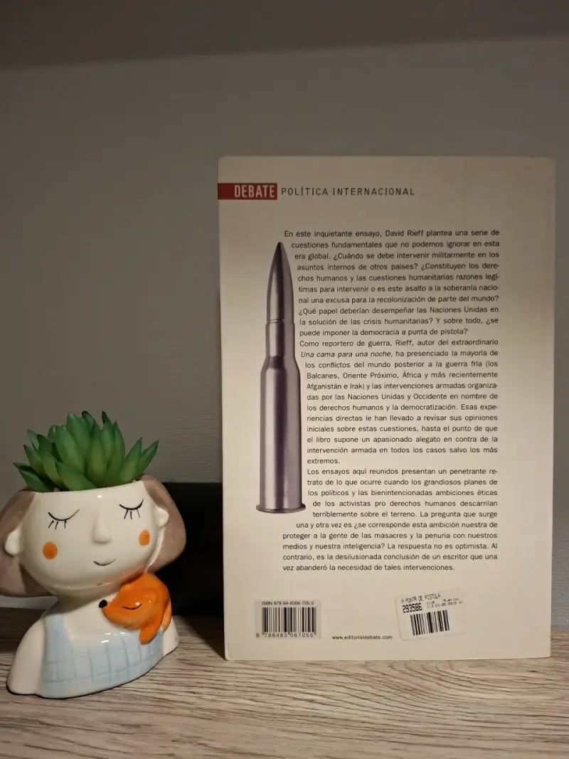 Libro A Punta de Pistola - 2