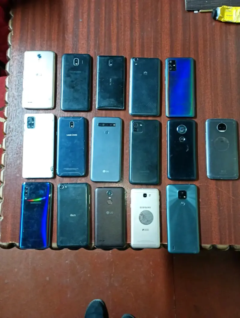 Lote de celulares usados varios modelos