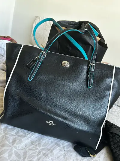 Bolso negro Coach - miniatura 1