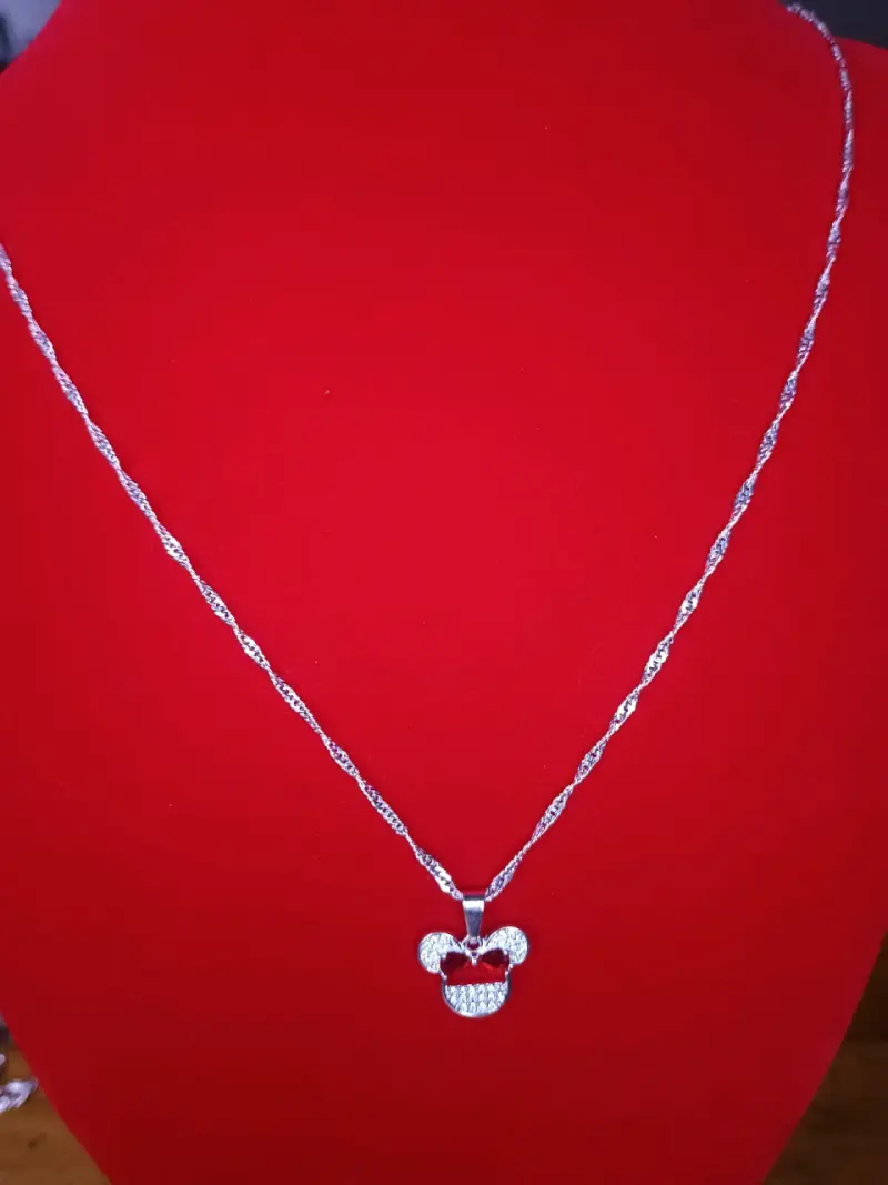 Cadenas de plata con diferentes dijes - 4