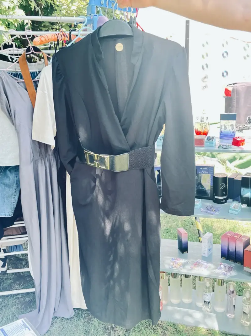 Vestido negro con cinturón H - 3