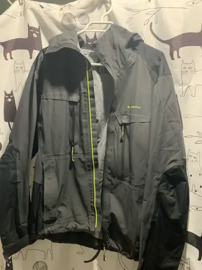 Chaqueta impermeable gris Quechua - miniatura 1