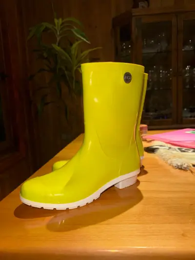 Botas de lluvia amarillas ugg - miniatura 1